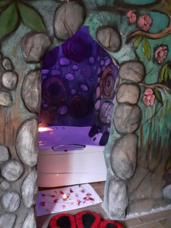 Pensiunea Dracula & Spa Capatineni-Ungureni Экстерьер фото